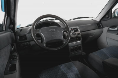 LADA Priora 1.6 MT 16 кл (Евро-3) (98 л. с.)