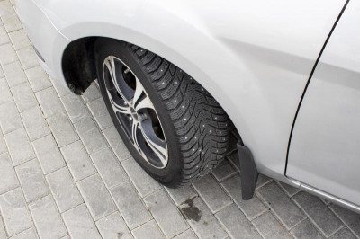 Ford Focus 1.8 MT (125 л. с.)