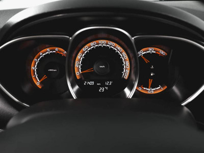 LADA Vesta Cross 1.8 MT (122 л.с.)