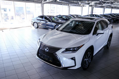 Lexus RX 300 AT AWD (238 л.с.)