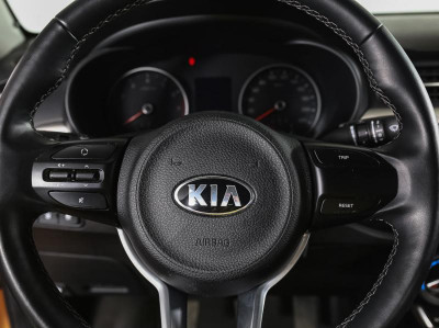 Kia Rio 1.6 AT (123 л. с.)