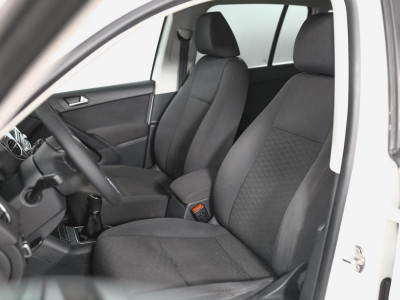 Volkswagen Tiguan 1.4 TSI BlueMotion MT (122 л. с.)
