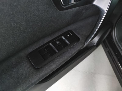 Nissan Qashqai 2.0 CVT (141 л. с.)