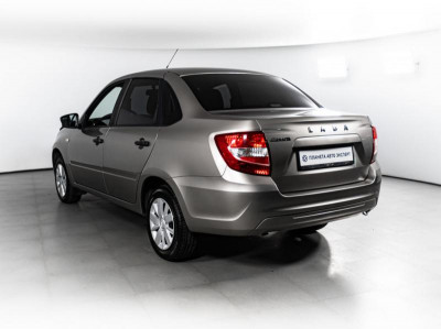 LADA Новая Granta седан 1.6 MT 8кл (87 л. с.)
