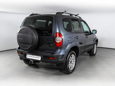 LADA Niva 1.7 MT (79,6 л. с.)
