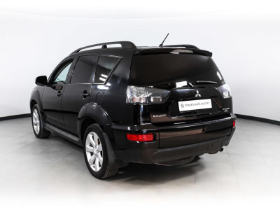 Mitsubishi Outlander 2.4 CVT 4WD (170 л. с.)