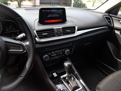 Mazda 3 1.5 AT (120 л.с.)