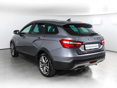 LADA Vesta SW Cross 1.8 AMT (122 л.с.)