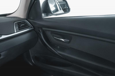 BMW 3 серия 320i AT (184 л. с.)