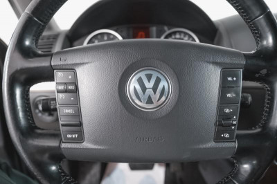 Volkswagen Touareg 3.0d AT (224 л.с.) 4WD