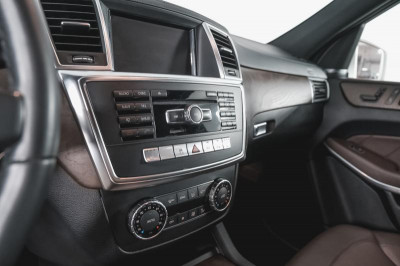 Mercedes-Benz GL-класс 350 CDI BlueTEC 3.0d AT (249 л.с.) 4WD