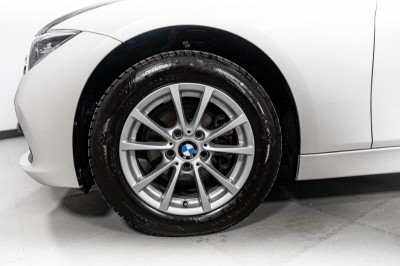 BMW 3 серия 320i AT (184 л. с.)