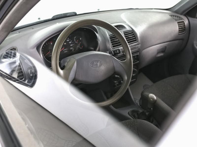 Hyundai Accent 1.5 MT (102 л. с.)