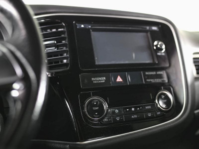 Mitsubishi Outlander 2.0 CVT 4WD (146 л. с.)