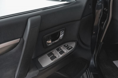 Mitsubishi Pajero 3.8 AT (250 л. с.)
