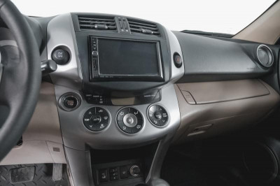 Toyota RAV4 2.0 AT (152 л.с.) 4WD
