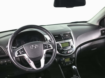 Hyundai Solaris 1.6 AT (123 л. с.)