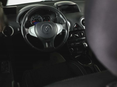 Renault Koleos 2.5 MT 4x4 (171 л. с.)