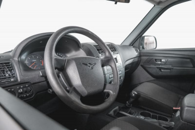 УАЗ Patriot 2.7 MT (135 л. с.)