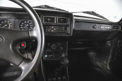 LADA 2107 1.6 MT (75 л. с.)