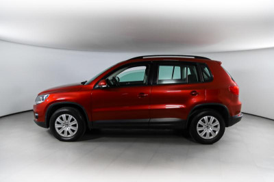 Volkswagen Tiguan 1.4 TSI BlueMotion DSG (150 л. с.)