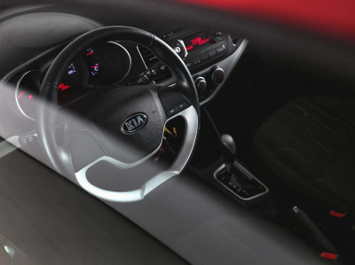 Kia Picanto 1.2 AT (85 л. с.)