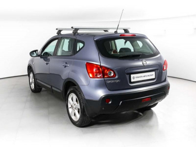 Nissan Qashqai 2.0 CVT 4WD (140 л. с.)