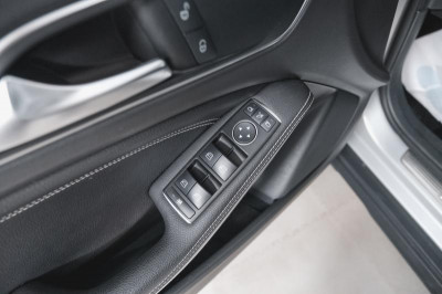 Mercedes-Benz GLA GLA 200 7G-DCT (156 л. с.)