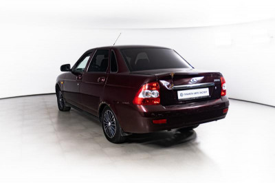 LADA Priora 1.6 MT 16 кл (Евро-3) (98 л. с.)