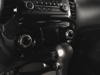 Nissan Juke 1.6 CVT (117 л. с.)