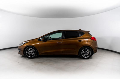 Kia ceed 1.6 AT (130 л. с.)