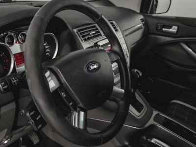 Ford Kuga 2.5 DuraShift AWD (200 л. с. '11)
