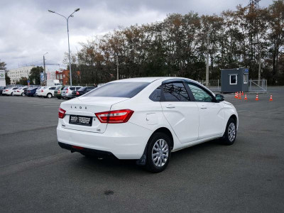 LADA Vesta 1.6 MT (106 л. с.)