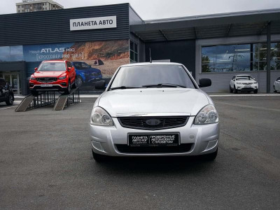 LADA Priora 1.6 MT 16 кл (Евро-3) (98 л. с.)