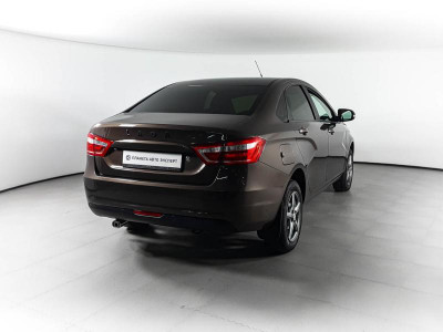 LADA Vesta 1.6 MT (106 л. с.)