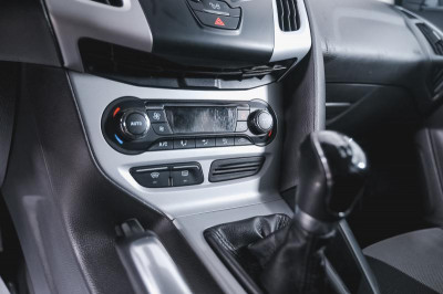 Ford Focus 1.6 MT (105 л. с.)