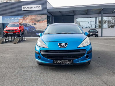 Peugeot 207 1.4 MT (90 л.с.)