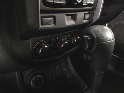 Renault Duster 2.0 AT 4x4 (143 л. с.)