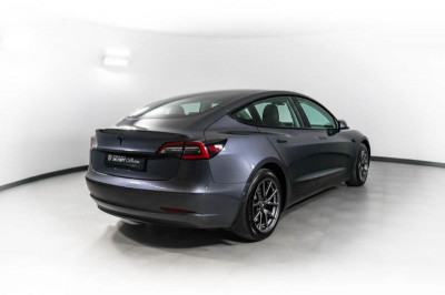 Tesla Model 3 258 кВТ (351 л.с.) полный привод, АКПП