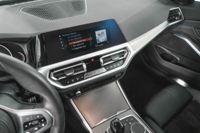 BMW 3 серия 320d Steptronic xDrive (190 л.с.)