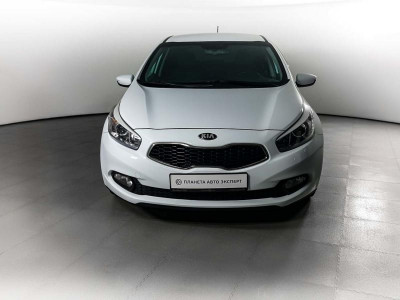 Kia Ceed 1.6 AT (129 л. с.)