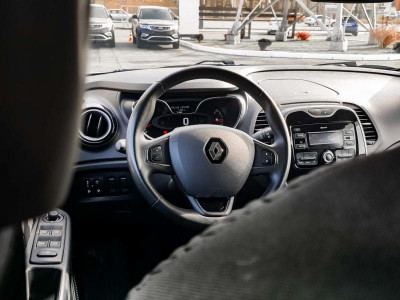 Renault Kaptur 1.6 MT (114 л. с.)
