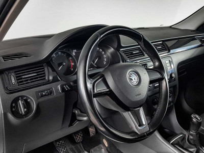 ŠKODA Rapid 1.6 MT (90 л. с.)
