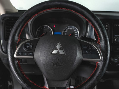Mitsubishi Outlander 2.0 CVT (146 л. с.)