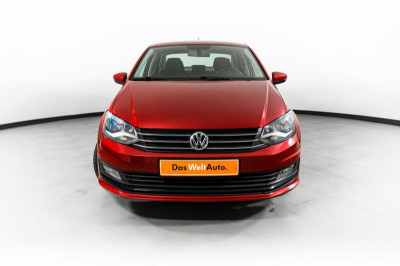 Volkswagen Polo 1.6 MPI AT (110 л. с.)