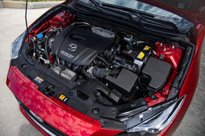 Mazda 3 1.5 AT (120 л.с.)
