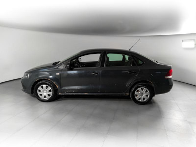 Volkswagen Polo 1.6 MT (105 л. с.)