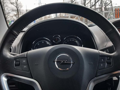 Opel Antara 2.2 CDTi AT AWD (184 л. с.)