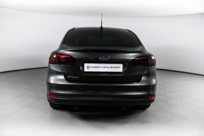 Ford Focus Седан 1.6 Ti-VCT PowerShift (105 л. с.) Sync Edition